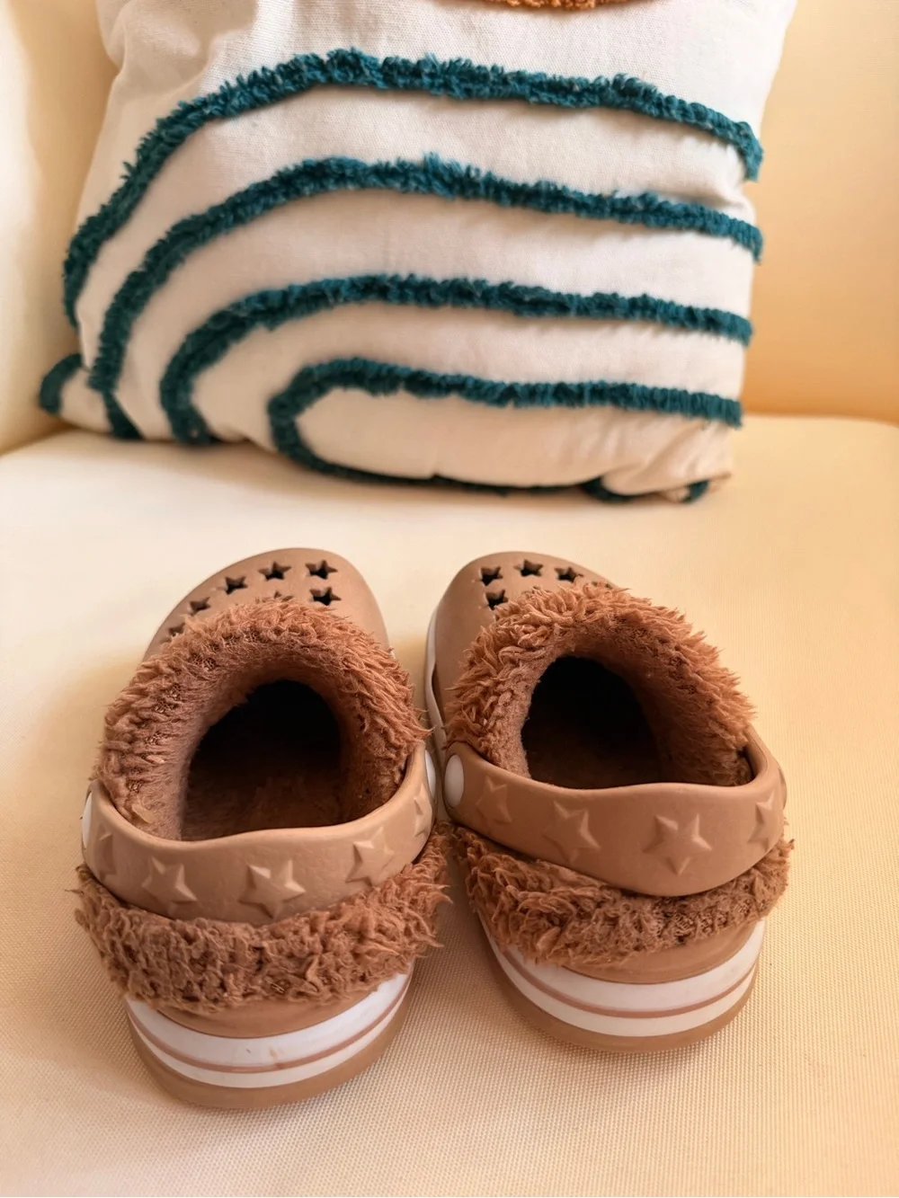 Kids Star Cutout Clogs